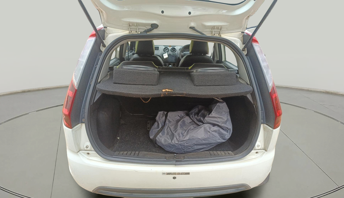 2012 Ford Figo LXI 1.2 PETROL, Petrol, Manual, 98,640 km, exterior