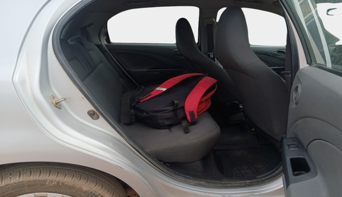 2013 Toyota Etios Liva G, Petrol, Manual, 88,082 km, interior
