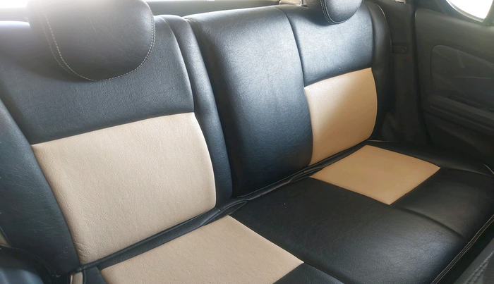 2011 Maruti Ritz VDI, Diesel, Manual, 1,19,261 km, interior