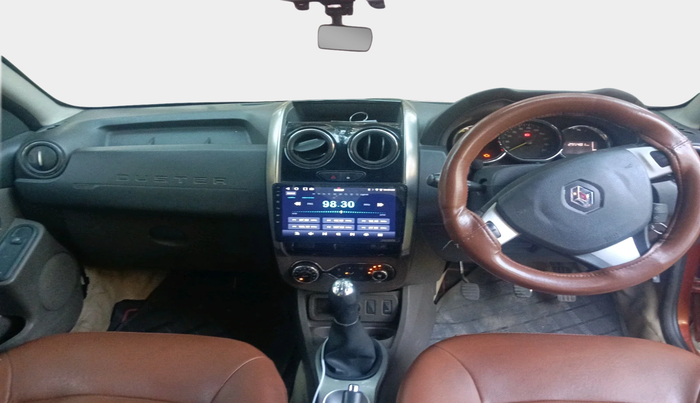 2016 Renault Duster 85 PS RXZ DIESEL, Diesel, Manual, 2,95,401 km, interior