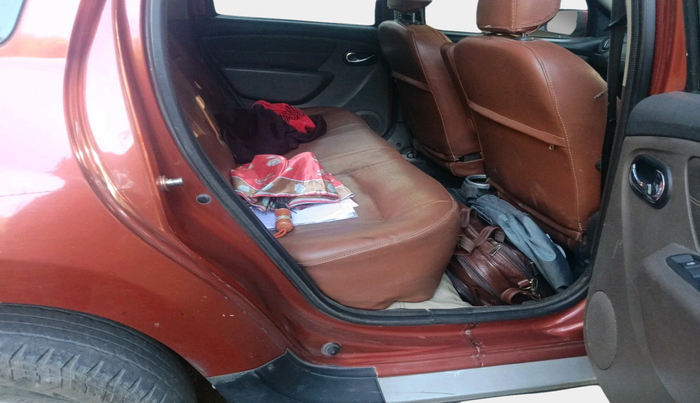 2016 Renault Duster 85 PS RXZ DIESEL, Diesel, Manual, 2,95,401 km, interior