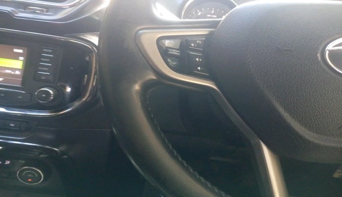 2017 Tata Hexa XTA 4X2 7 STR, Diesel, Automatic, 74,790 km, interior