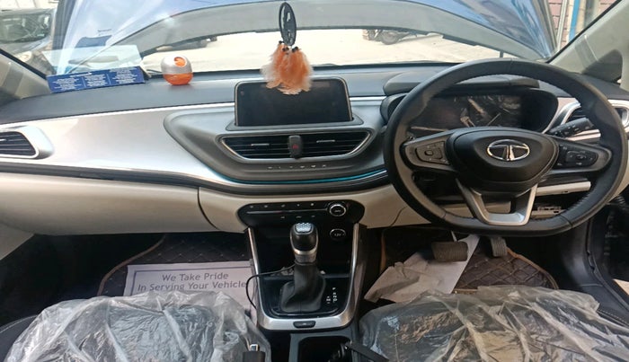 2022 Tata ALTROZ XZA, Petrol, Automatic, 4,265 km, interior