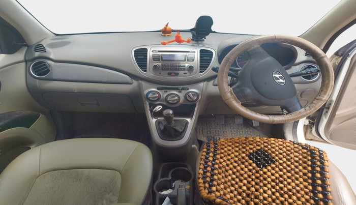 2014 Hyundai i10 MAGNA 1.1, Petrol, Manual, 49,917 km, interior