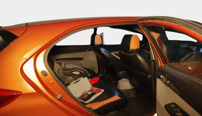 2016 Tata Tiago XZ PETROL, Petrol, Manual, 58,333 km, interior