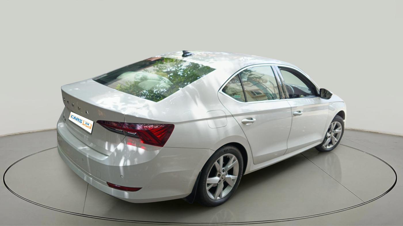 2021 Skoda Octavia STYLE 2.0, Petrol, Automatic, 36,532 km, exterior