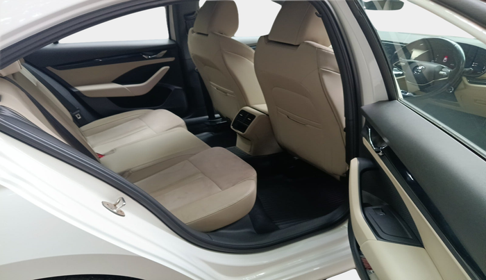 2021 Skoda Octavia STYLE 2.0, Petrol, Automatic, 36,532 km, interior