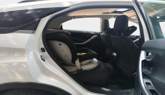 2020 Tata NEXON XMA SUNROOF PETROL, Petrol, Automatic, 43,793 km, interior