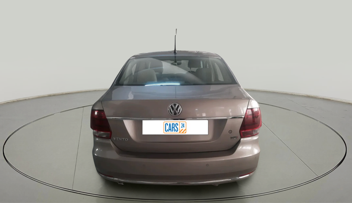 2016 Volkswagen Vento HIGHLINE 1.5 AT, Diesel, Automatic, 36,504 km, exterior