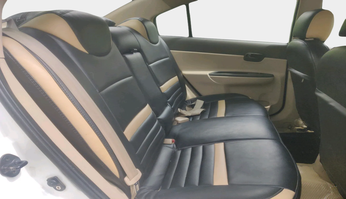 2010 Hyundai Verna XI, Petrol, Manual, 1,03,933 km, interior