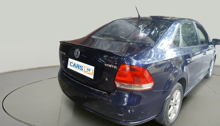 2011 Volkswagen Vento HIGHLINE 1.6 MPI, Petrol, Manual, 1,86,137 km, exterior