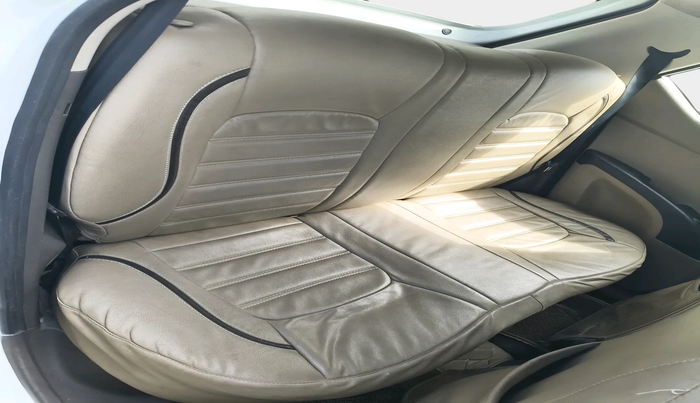 2011 Hyundai i10 MAGNA 1.2, Petrol, Manual, 44,447 km, interior