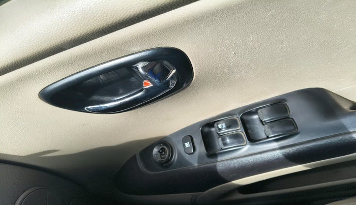 2011 Hyundai i10 MAGNA 1.2, Petrol, Manual, 44,447 km, interior