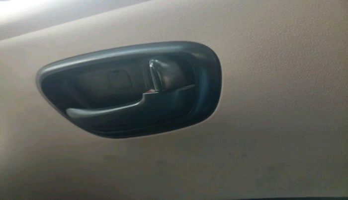 2010 Hyundai i10 ERA 1.1, Petrol, Manual, 81,267 km, interior