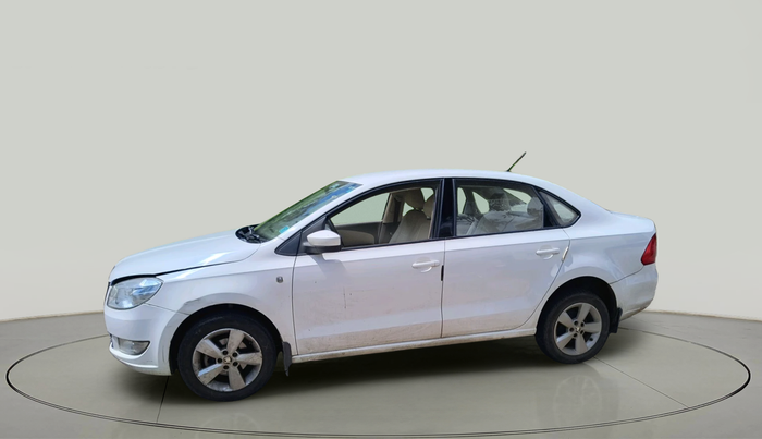 2015 Skoda Rapid ELEGANCE 1.6 MPI MT, Petrol, Manual, 35,822 km, exterior