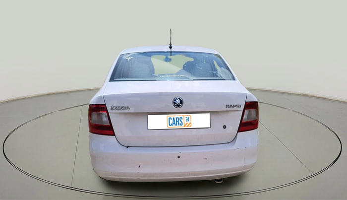 2015 Skoda Rapid ELEGANCE 1.6 MPI MT, Petrol, Manual, 35,822 km, exterior