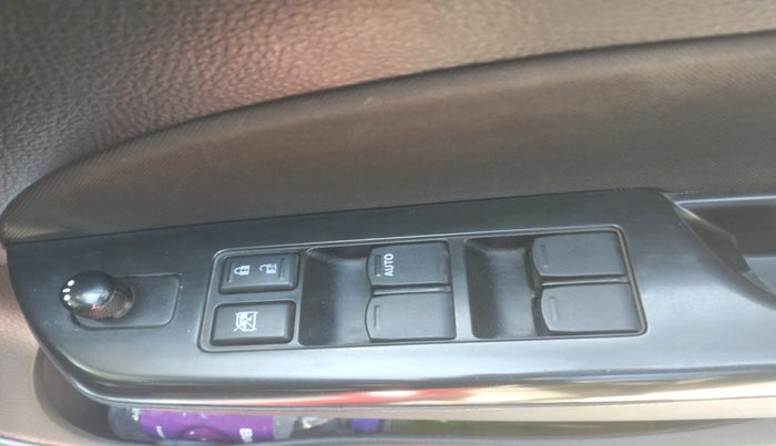 2013 Maruti Swift VDI, Diesel, Manual, 91,732 km, interior