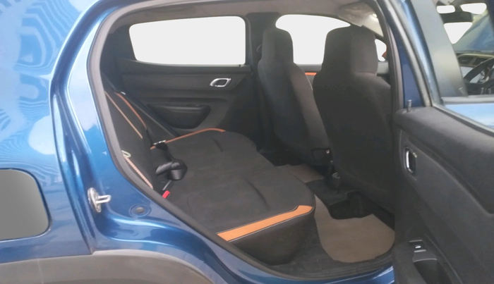 2021 Renault Kwid CLIMBER 1.0 (O), Petrol, Manual, 29,270 km, interior