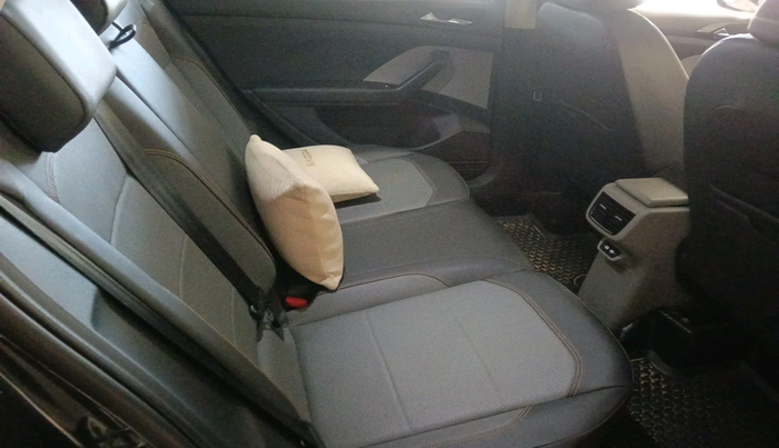 2021 Skoda KUSHAQ STYLE 1.0L TSI AT, Petrol, Automatic, 40,005 km, interior