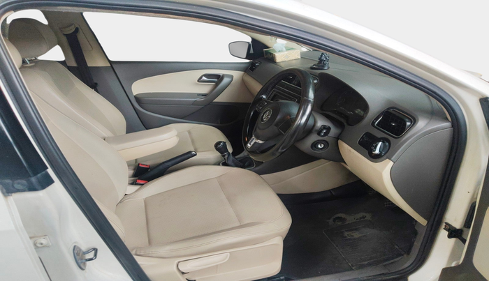 2014 Volkswagen Vento HIGHLINE DIESEL 1.6, Diesel, Manual, 77,094 km, interior