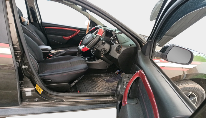 2017 Renault Duster 85 PS RXE DIESEL, Diesel, Manual, 39,888 km, interior