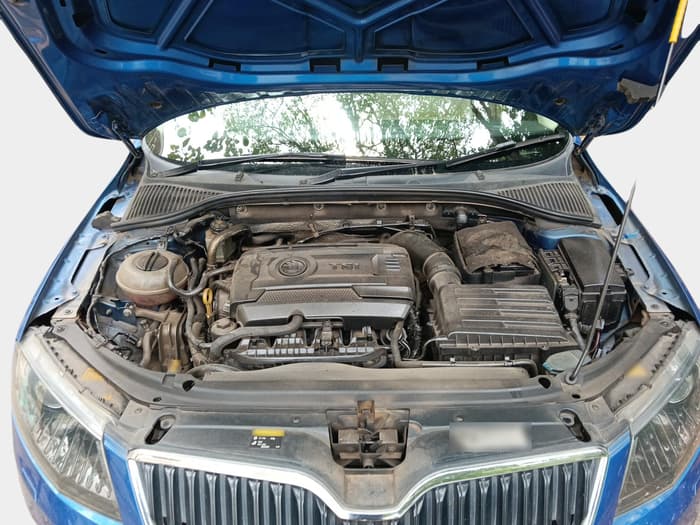 2015 Skoda Octavia ELEGANCE 1.8 TSI AT, Petrol, Automatic, 58,476 km, exterior