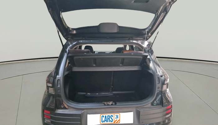 2022 Hyundai VENUE SX 1.2 PETROL, Petrol, Manual, 92,473 km, exterior