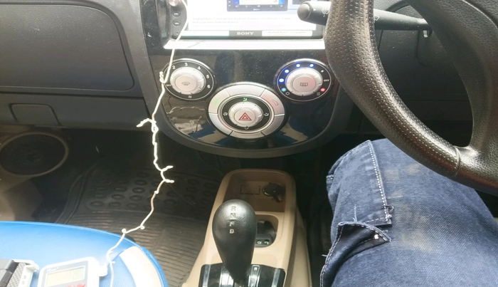 2017 Mahindra E20 Plus P4, Electric, Automatic, 24,462 km, interior