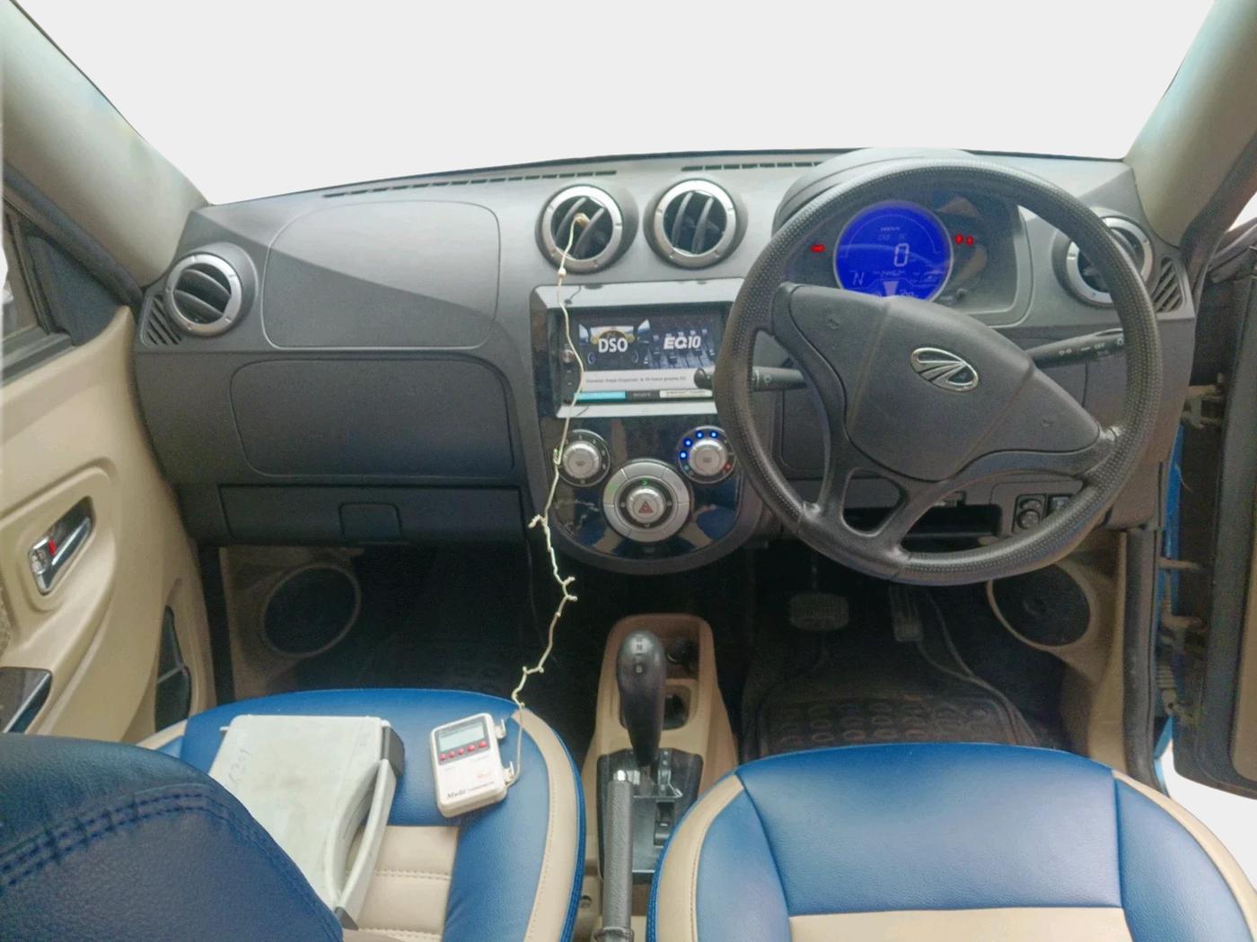 2017 Mahindra E20 Plus P4, Electric, Automatic, 24,462 km, interior