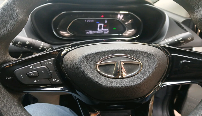2021 Tata NEXON XZ PLUS PETROL, Petrol, Manual, 25,172 km, interior