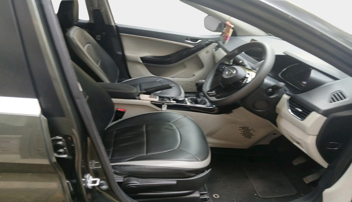 2021 Tata NEXON XZ PLUS PETROL, Petrol, Manual, 25,172 km, interior