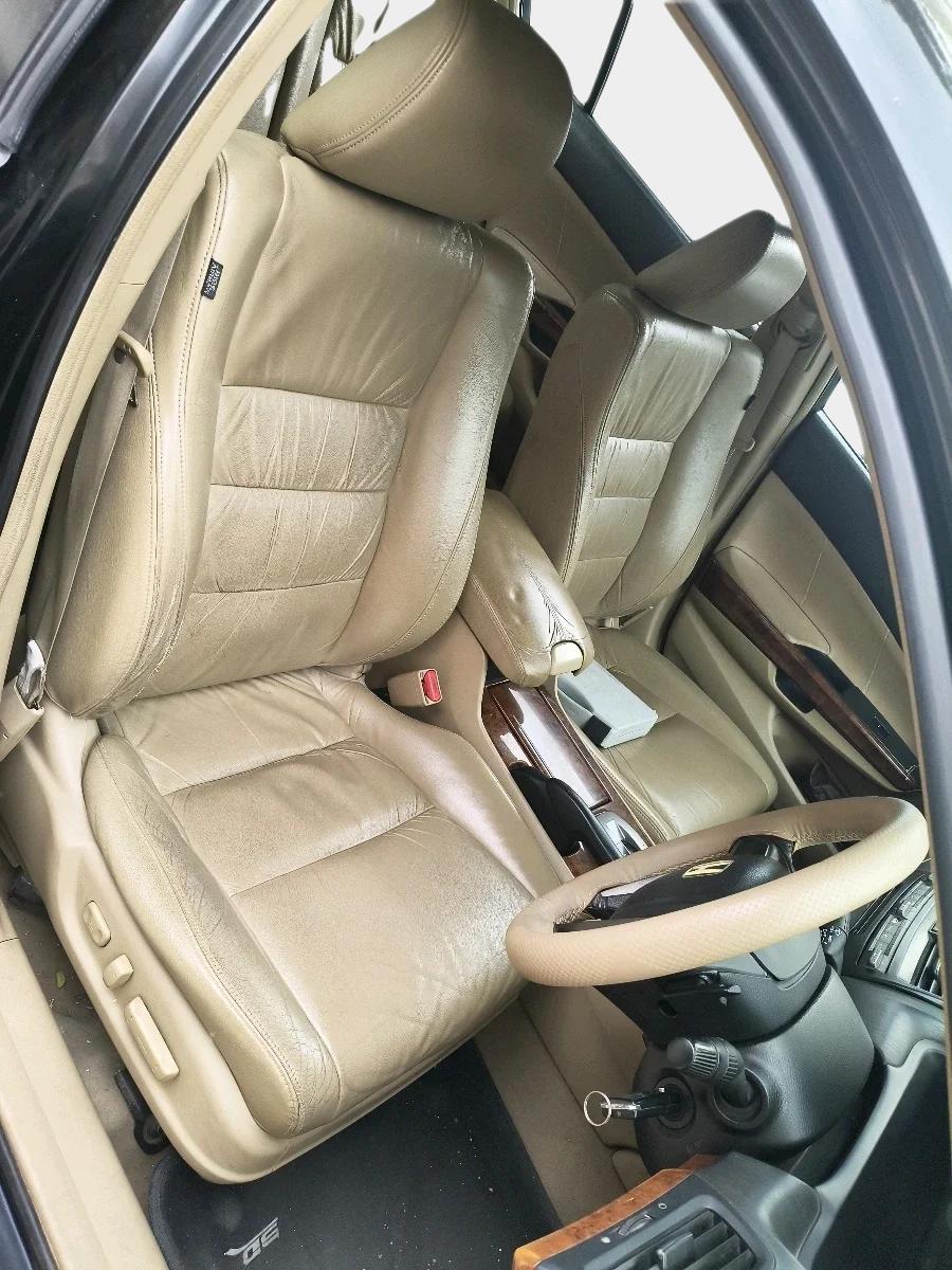 2012 Honda Accord 2.4L I-VTEC AT, Petrol, Automatic, 1,38,207 km, interior