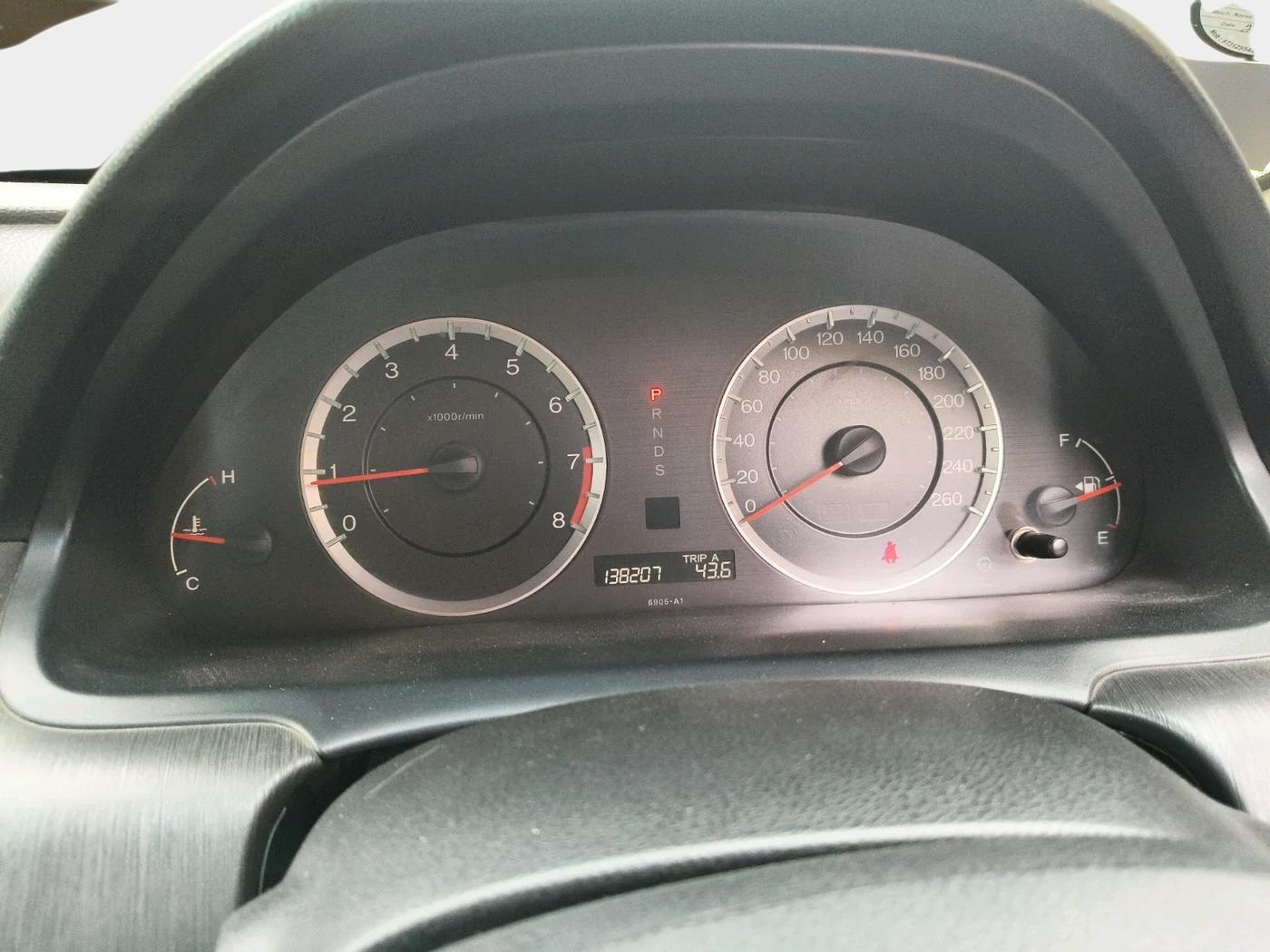 2012 Honda Accord 2.4L I-VTEC AT, Petrol, Automatic, 1,38,207 km, interior