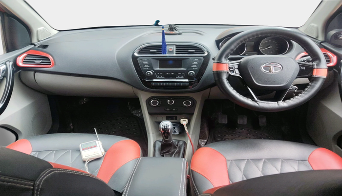 2018 Tata Tiago XZ PETROL, Petrol, Manual, 51,034 km, interior