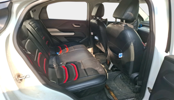 2022 Tata PUNCH CREATIVE  iRA PACK MT, Petrol, Manual, 14,808 km, interior