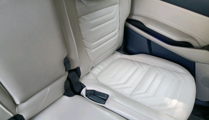 2023 KIA CARENS LUXURY PLUS 1.5 IMT PETROL, Petrol, Manual, 14,825 km, interior