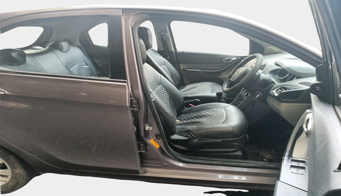 2018 Tata Tiago XZ PETROL, Petrol, Manual, 1,05,854 km, interior