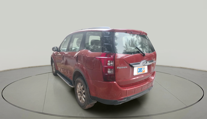 2016 Mahindra XUV500 W8 AT, Diesel, Automatic, 80,091 km, exterior