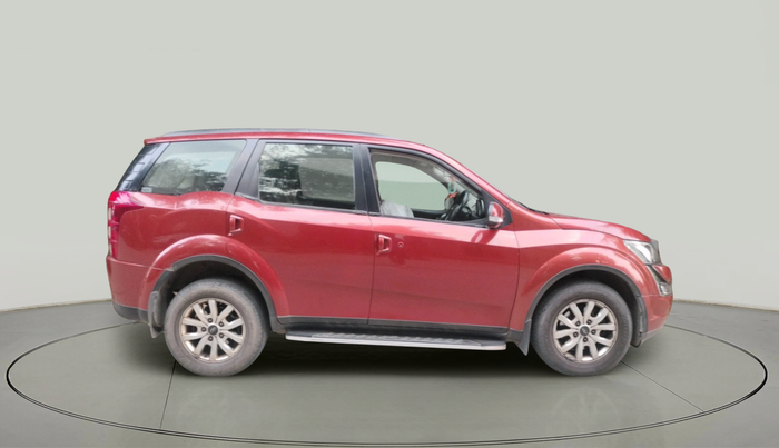 2016 Mahindra XUV500 W8 AT, Diesel, Automatic, 80,091 km, exterior