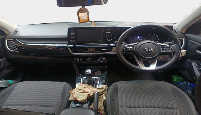 2020 KIA SELTOS HTK PLUS 1.5, Petrol, Manual, 72,416 km, interior