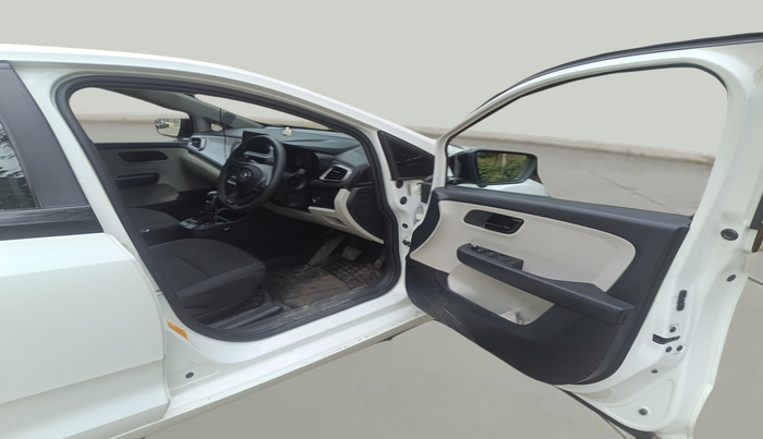 2023 Tata ALTROZ XTA, Petrol, Automatic, 23,319 km, interior