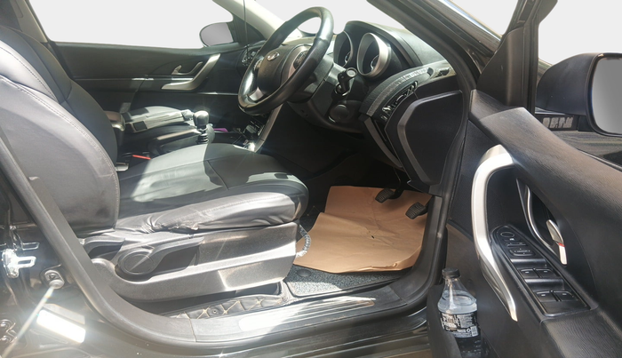 2021 Mahindra XUV500 W7, Diesel, Manual, 58,057 km, interior