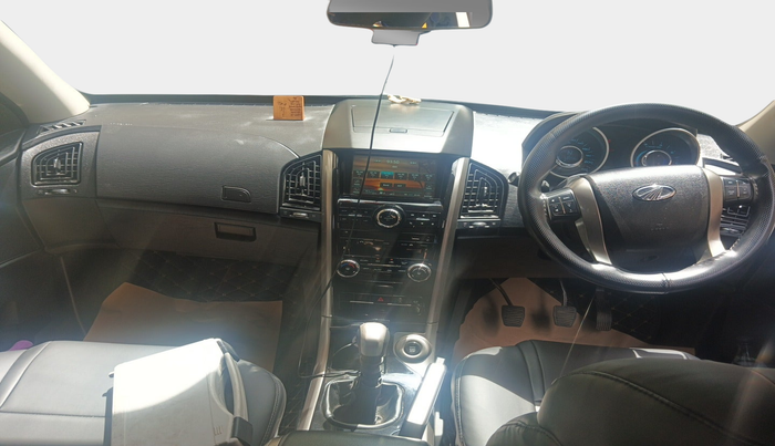 2021 Mahindra XUV500 W7, Diesel, Manual, 58,057 km, interior