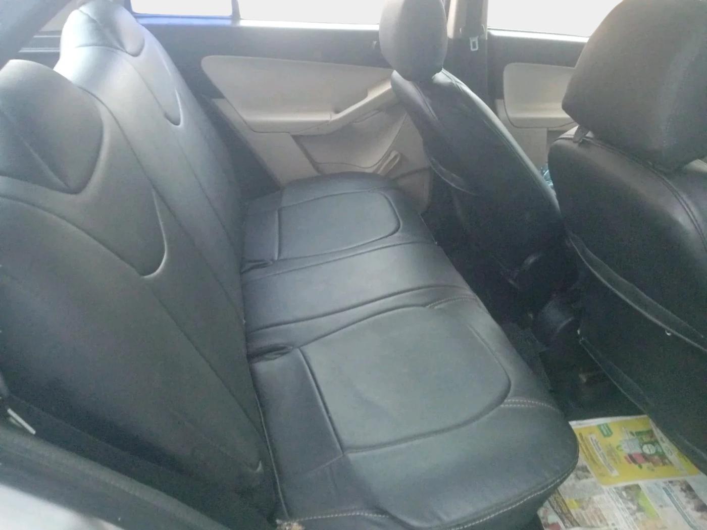 2011 Tata Indica Vista TERRA SAFIRE, Petrol, Manual, 1,07,998 km, interior