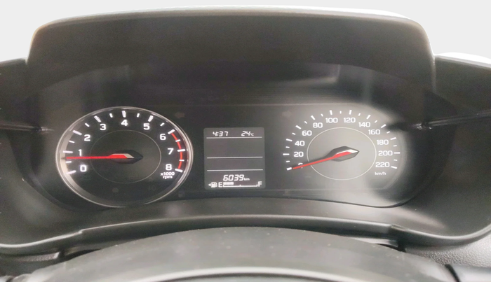 2024 Maruti Swift ZXi, Petrol, Manual, 6,039 km, interior