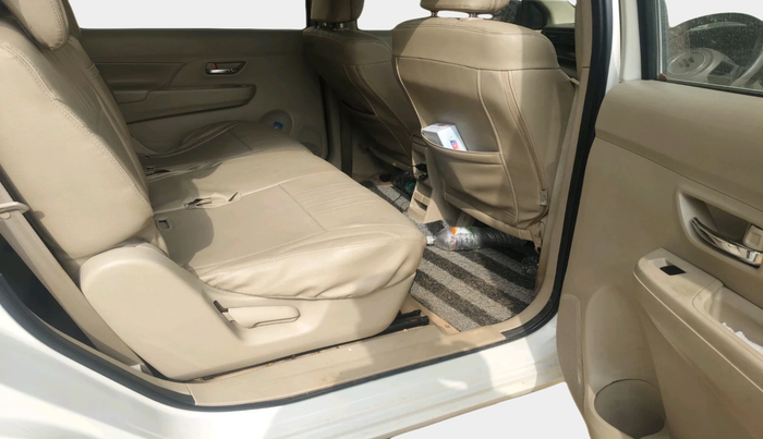 2020 Maruti Ertiga ZXI+ SHVS, Petrol, Manual, 1,39,742 km, interior