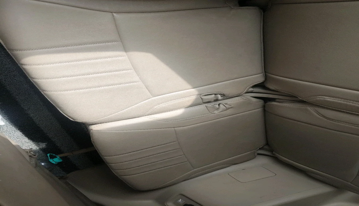 2020 Maruti Ertiga ZXI+ SHVS, Petrol, Manual, 1,39,742 km, interior