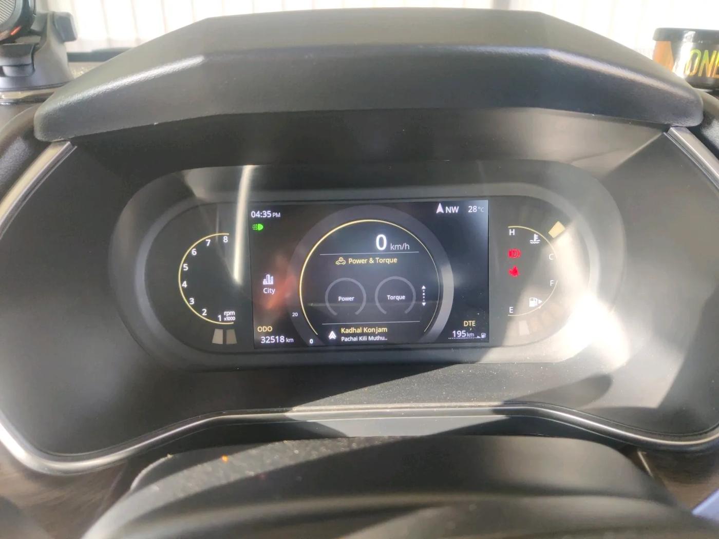 2023 Tata Harrier XZ 2.0L DUAL TONE, Diesel, Manual, 32,518 km, interior