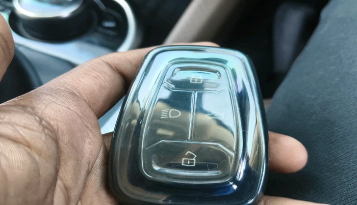 2023 Tata Harrier XZ 2.0L DUAL TONE, Diesel, Manual, 32,518 km, interior