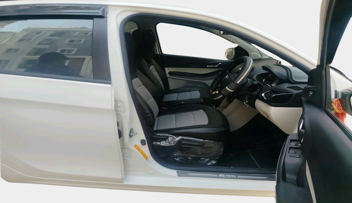 2024 Tata Tiago XZ PLUS PETROL, Petrol, Manual, 720 km, interior